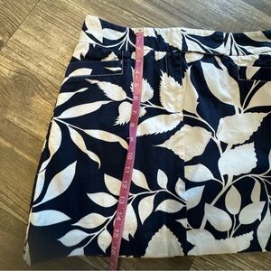 Tommy Hilfiger Navy and White Skirt